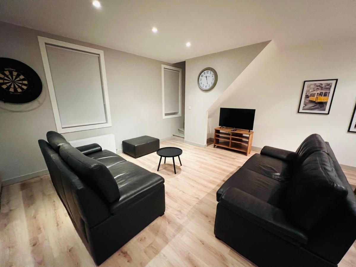 Ruim App. Met Grote Garage Appartement Ieper Buitenkant foto